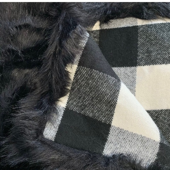 Faux Fur Reversible Throw Blanket Black White Threshold Buffalo Plaid